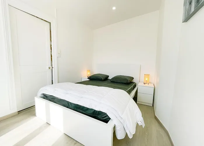 #ft Le Duplex Quiet & Renovated شقة